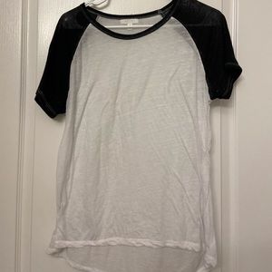 Nordstrom White Top with Black Short Sleeves